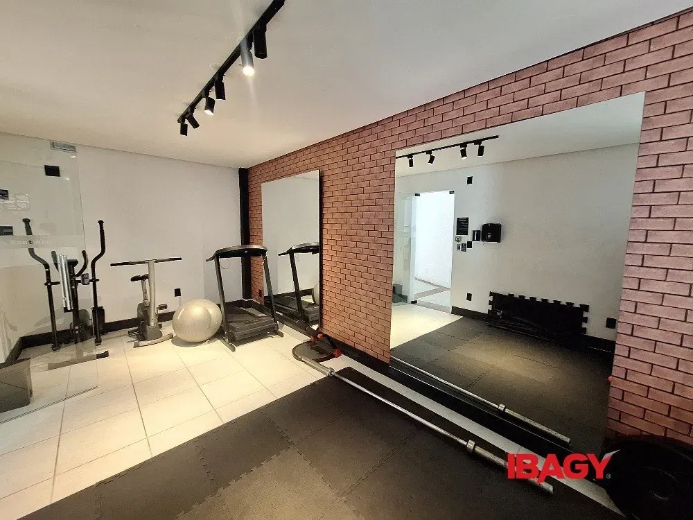 Квартира с 3 спальнями, 102 м², 1 ванная и 2 места — photo 53