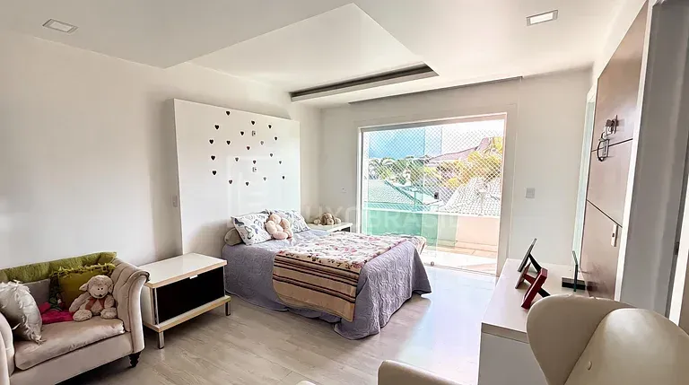 Furnished house with 6 en-suite bedrooms and 10 bathrooms — photo 16