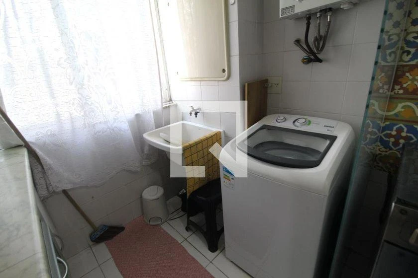 2-bedroom apartment with a home office — photo 31