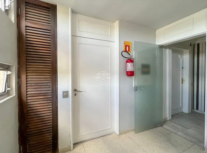 Apartamento com 3 quartos e 5 banheiros, 357 m² — photo 8