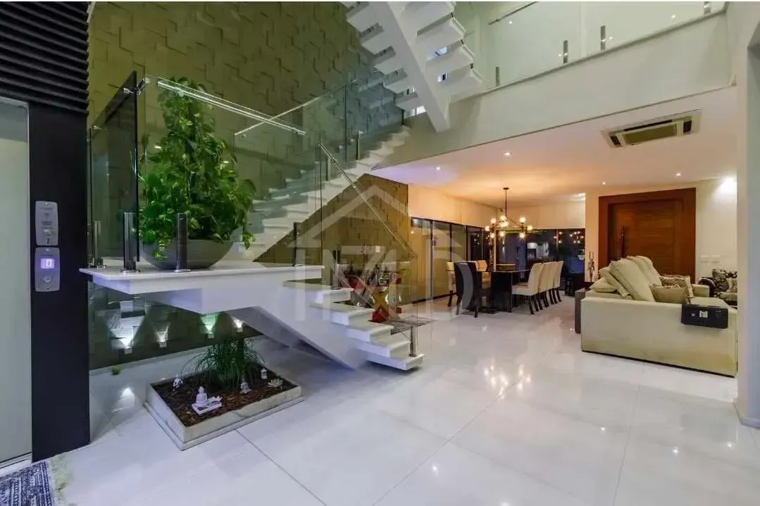Furnished house with 4 bedrooms and 5 bathrooms — photo 36