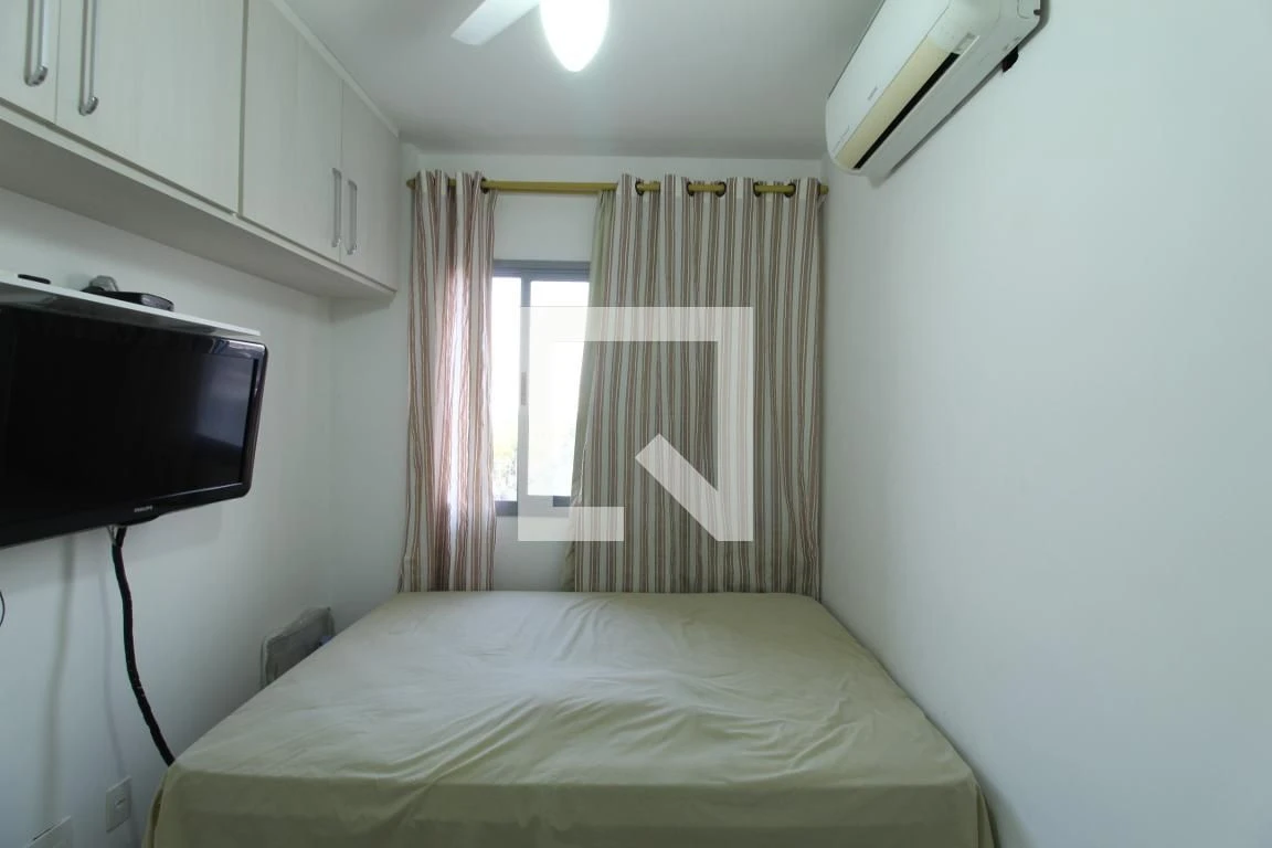 3-bedroom apartment in a building with a sauna — photo 36