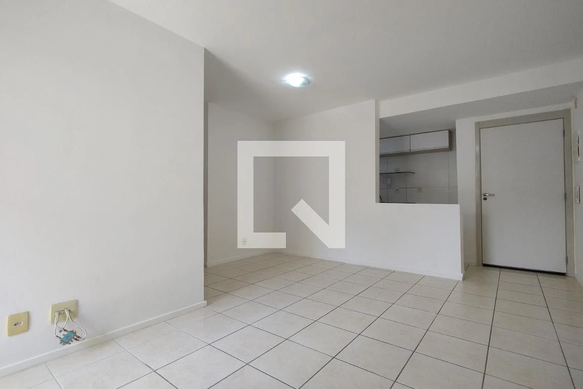 Unfurnished apartment with 3 bedrooms and open kitchen — photo 55