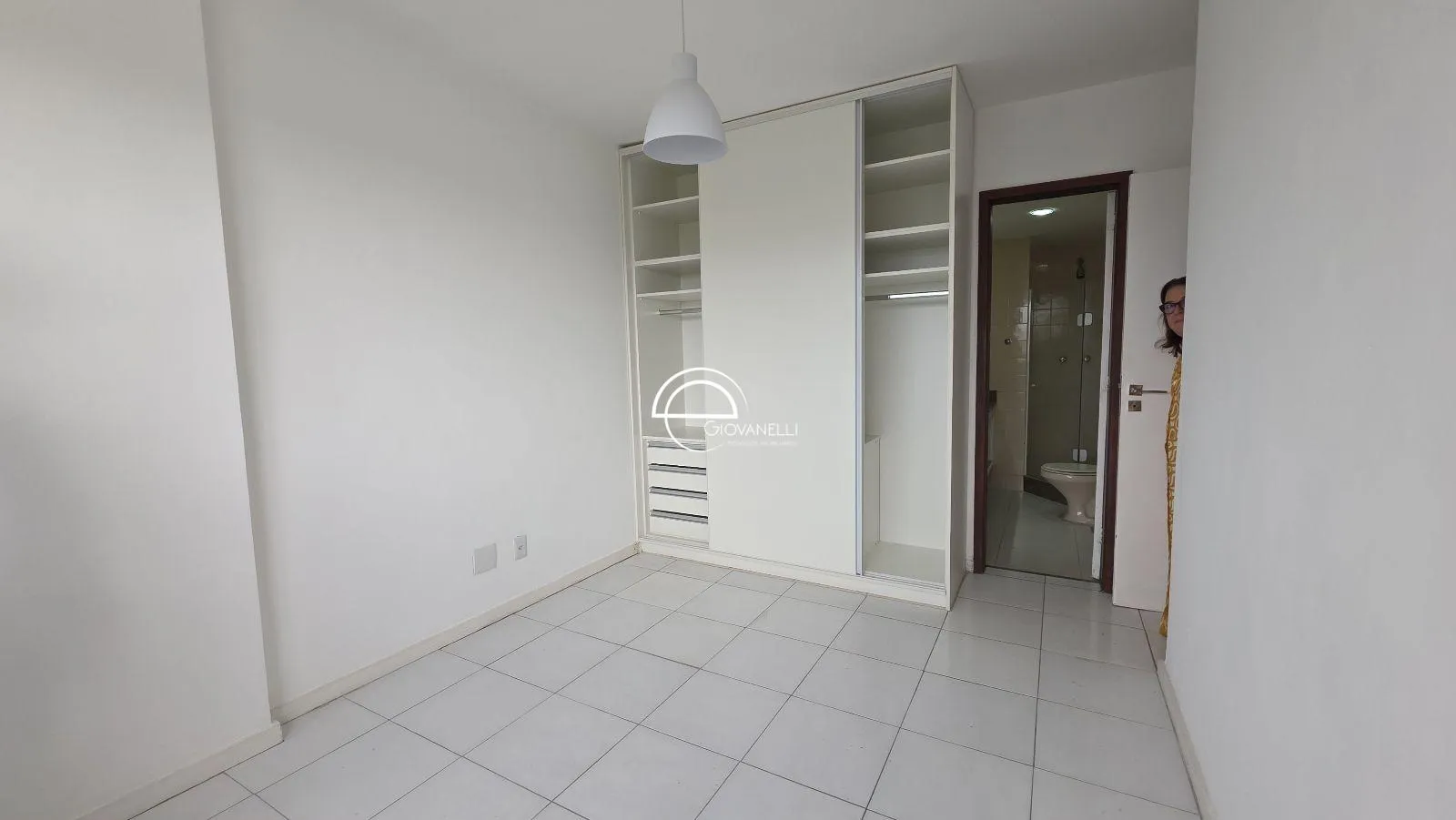 92 m² apartment with a water view and a washing machine — photo 3