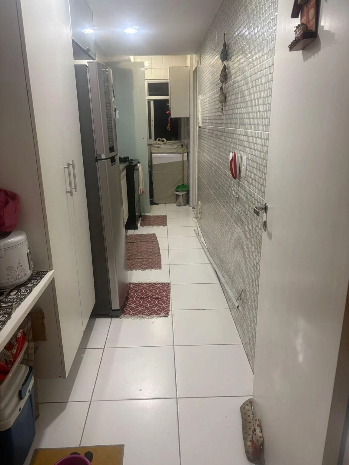 Мебльована квартира з 3 спальнями, 2 ванними та 1 місцем — photo 2