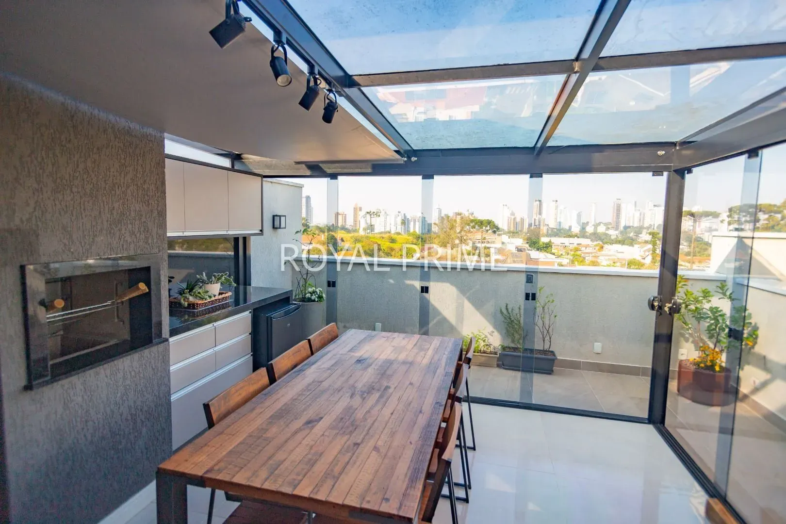 133 m² apartment with 2 en-suite bedrooms and private BBQ — photo 28