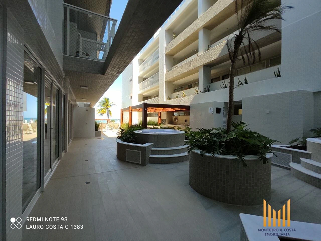 Apartment, 55 m², with a water view — photo 16