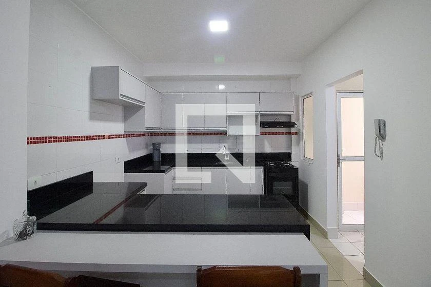 3-bedroom apartment with a home office in Curitiba