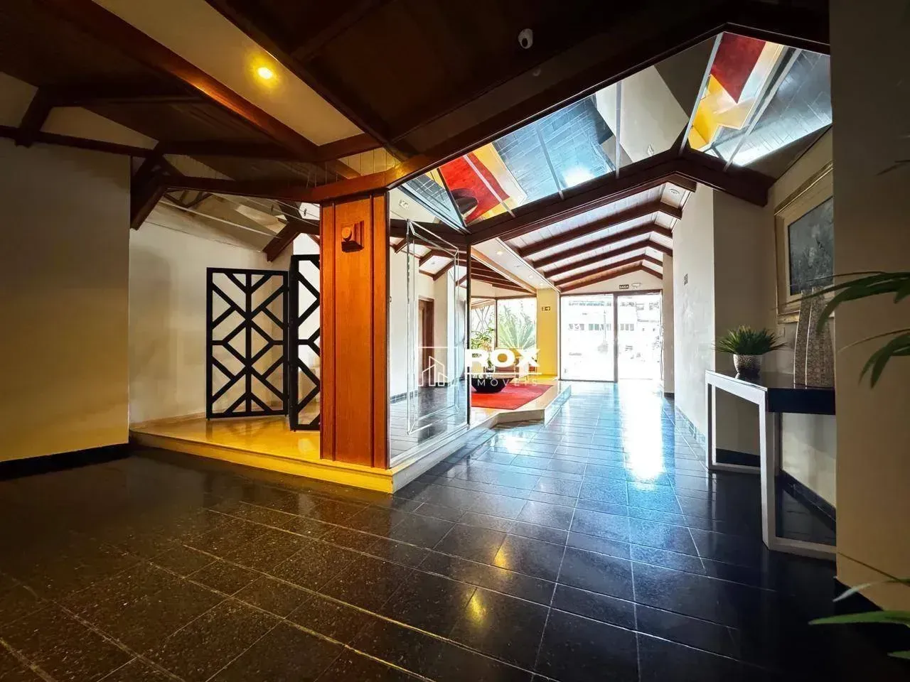 250 m² apartment with 3 bedrooms and a gas stove — photo 34