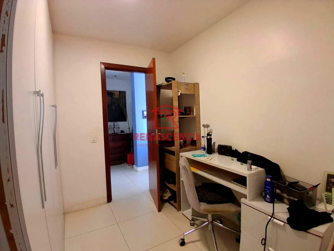 Duplex apartment with 3 bedrooms and 4 bathrooms — photo 11
