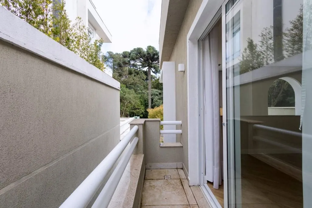Furnished house 649 m² with 4 en-suite bedrooms — photo 40