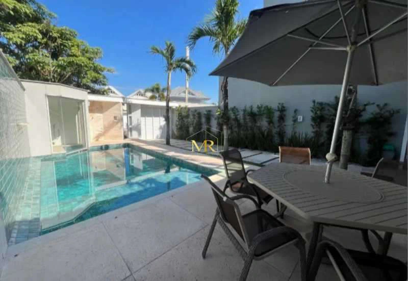 Casa com BBQ privativo, 4 suítes e 260 m² — photo 8