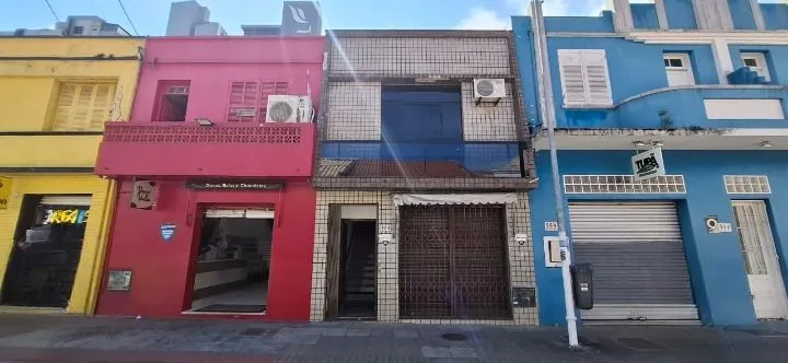 Apartamento sin amueblar con 6 dormitorios y 247 m² — photo 2