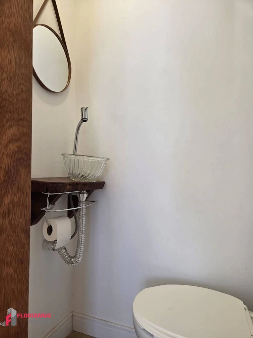 57 m² apartment with a dryer and a home office — photo 9