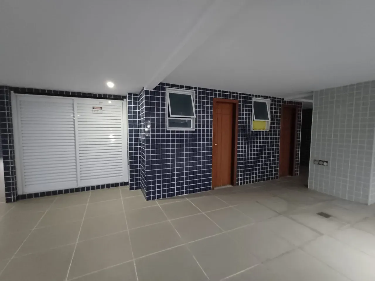 2-bedroom apartment, 1 with its own bathroom, 98 m² — photo 29