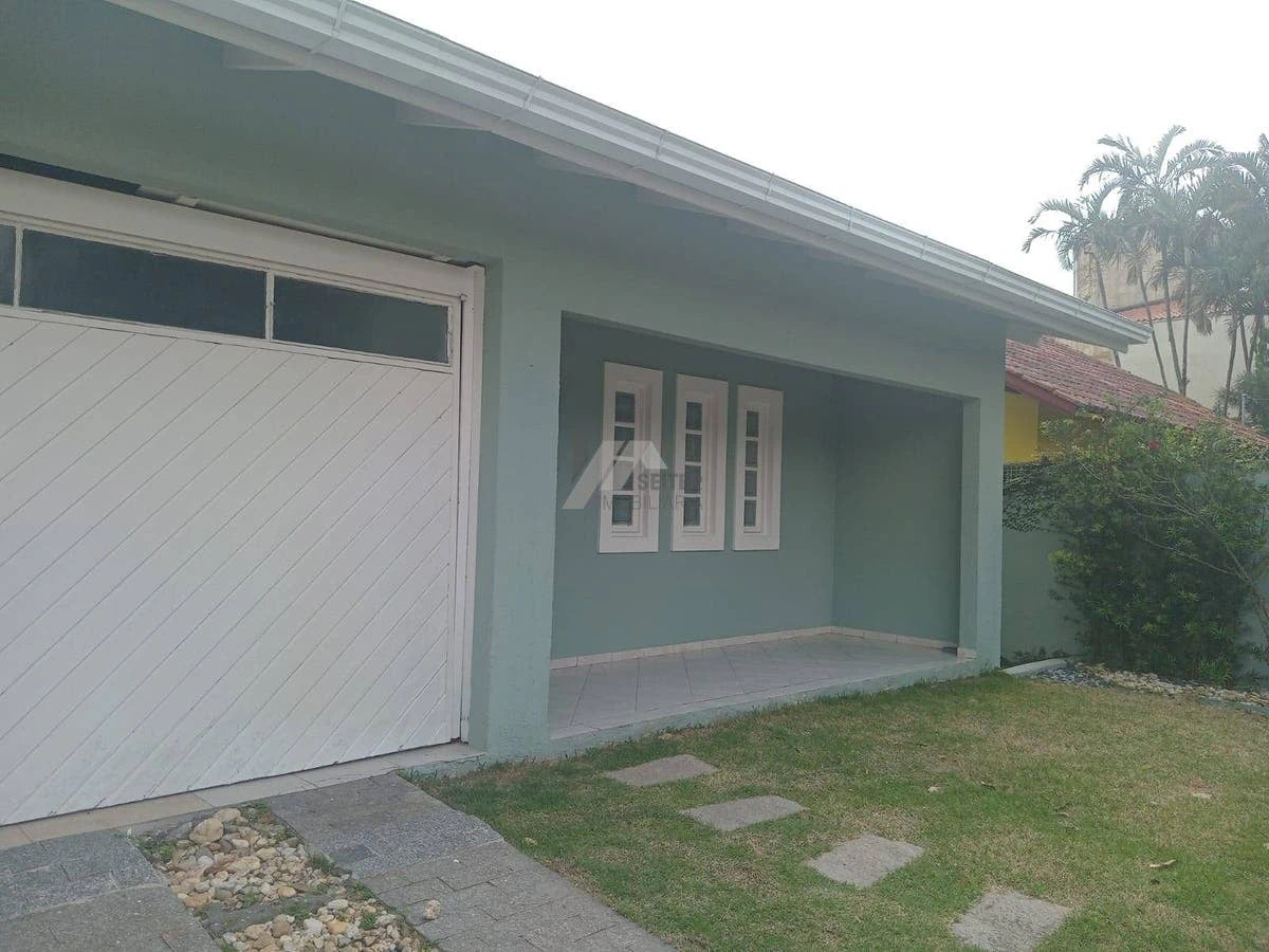 3-bedroom house with a private pool in Florianópolis — photo 13
