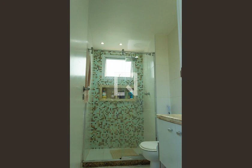 3 en-suite bedroom rental with 127 m² and 2 parking spots — photo 35