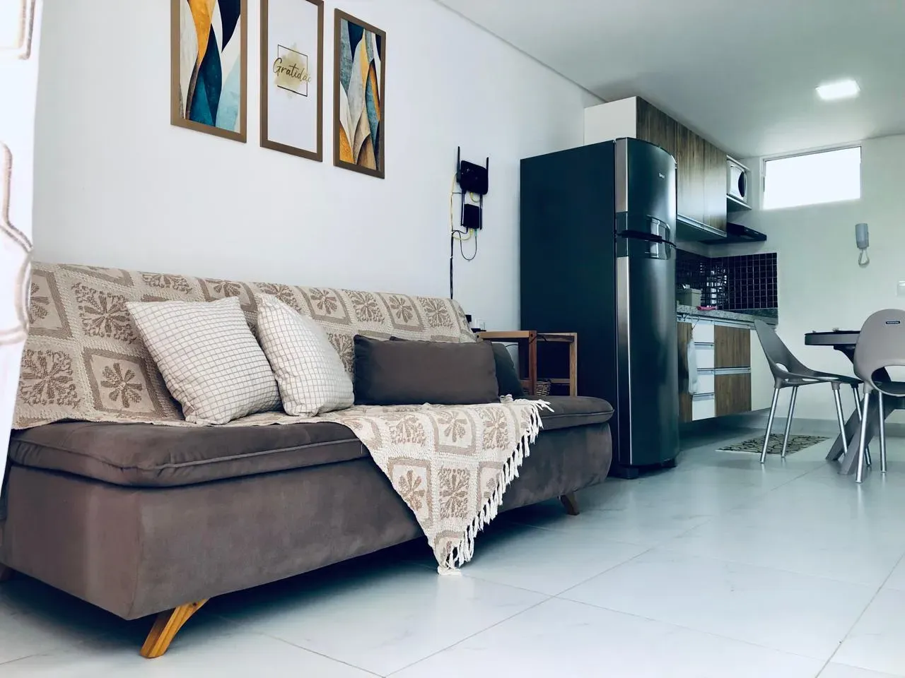 Furnished 1-bedroom apartment with private BBQ — photo 9