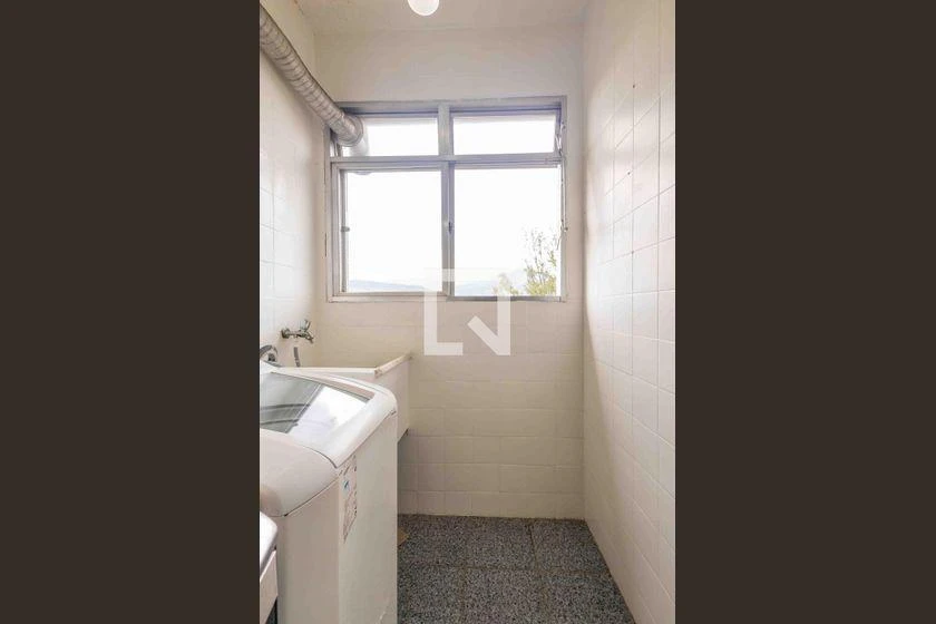 Furnished 50 m² apartment with 2 bedrooms and parking — photo 4