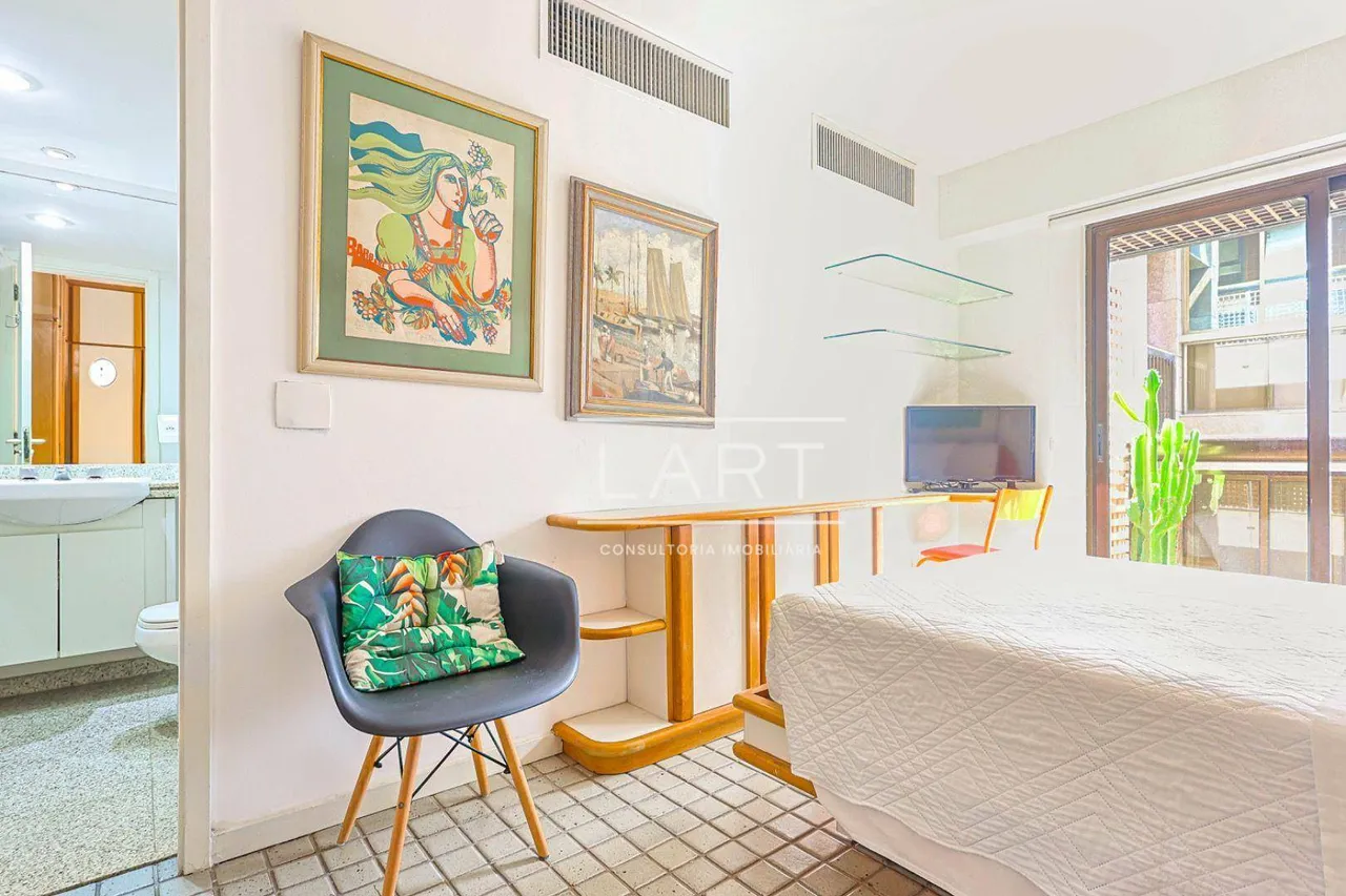 Furnished 2-bedroom apartment with 2 bathrooms — photo 11