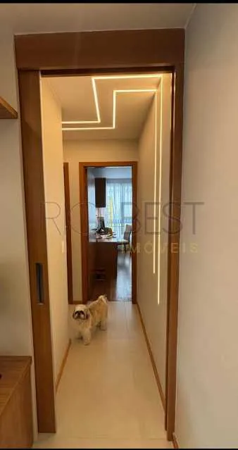 Furnished 4-bedroom apartment with a glassed-in balcony — photo 17