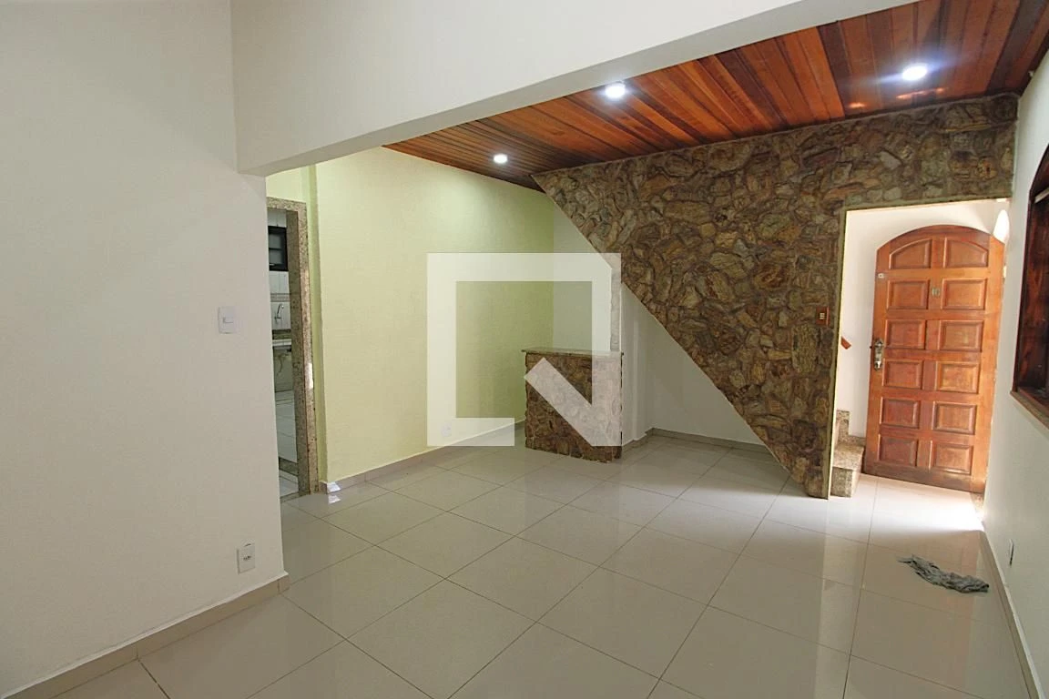 Casa de 3 quartos com banheira — photo 5