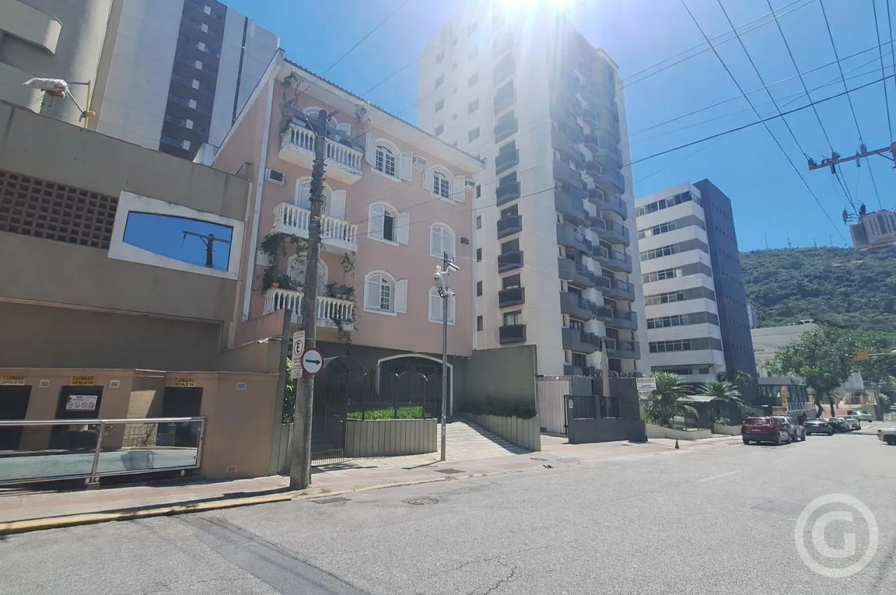 Пральна машина та 2 спальні: квартира 77 м² — photo 18