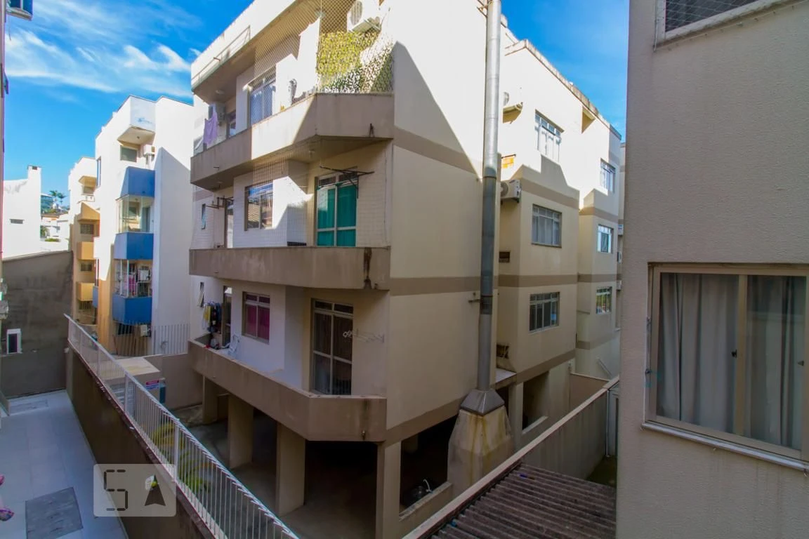 3-bedroom apartment with a washing machine — photo 23