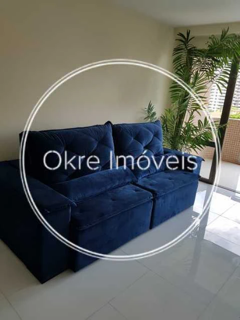 96 m² apartment with 2 bedrooms and a glass shower — photo 5