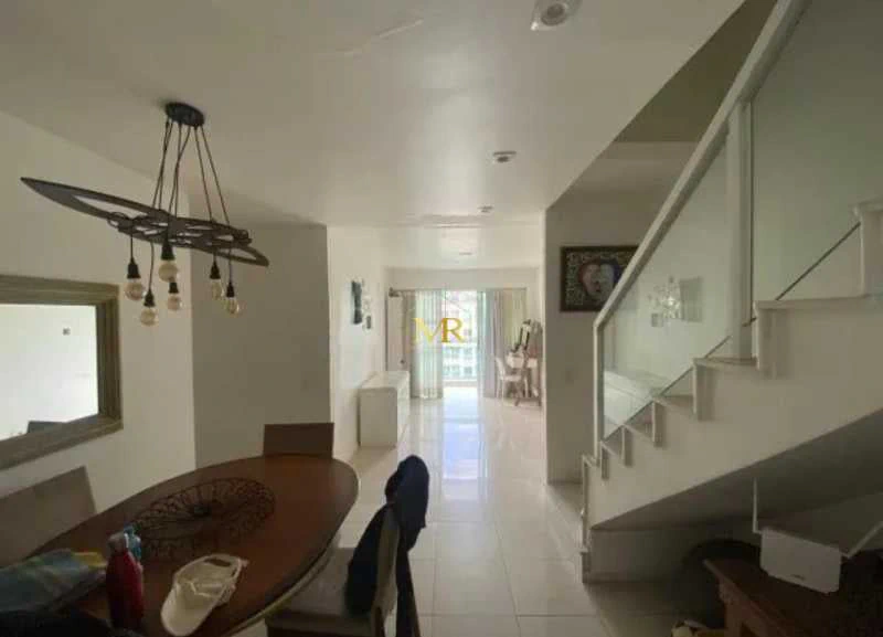 Duplex penthouse furnished with 3 bedrooms and 200 m² — photo 11