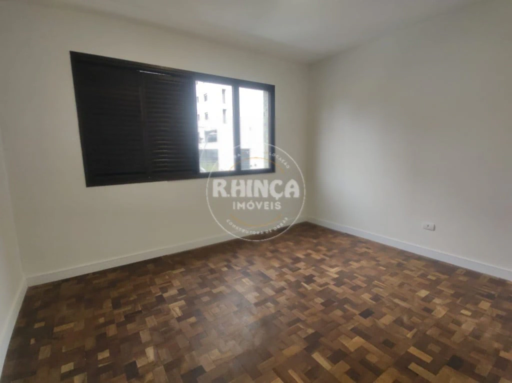 Apartamento com piso de madeira ou laminado, Centro — photo 6