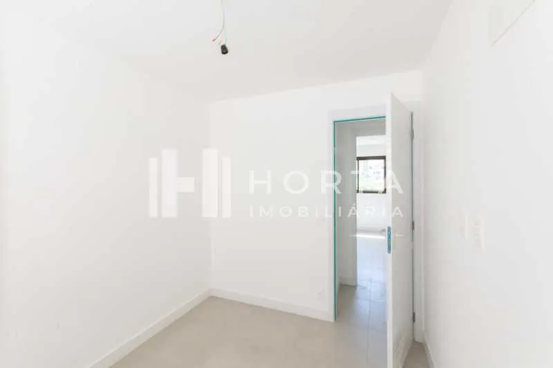 Apartamento de 72 m² com 2 dormitórios e varanda — photo 18