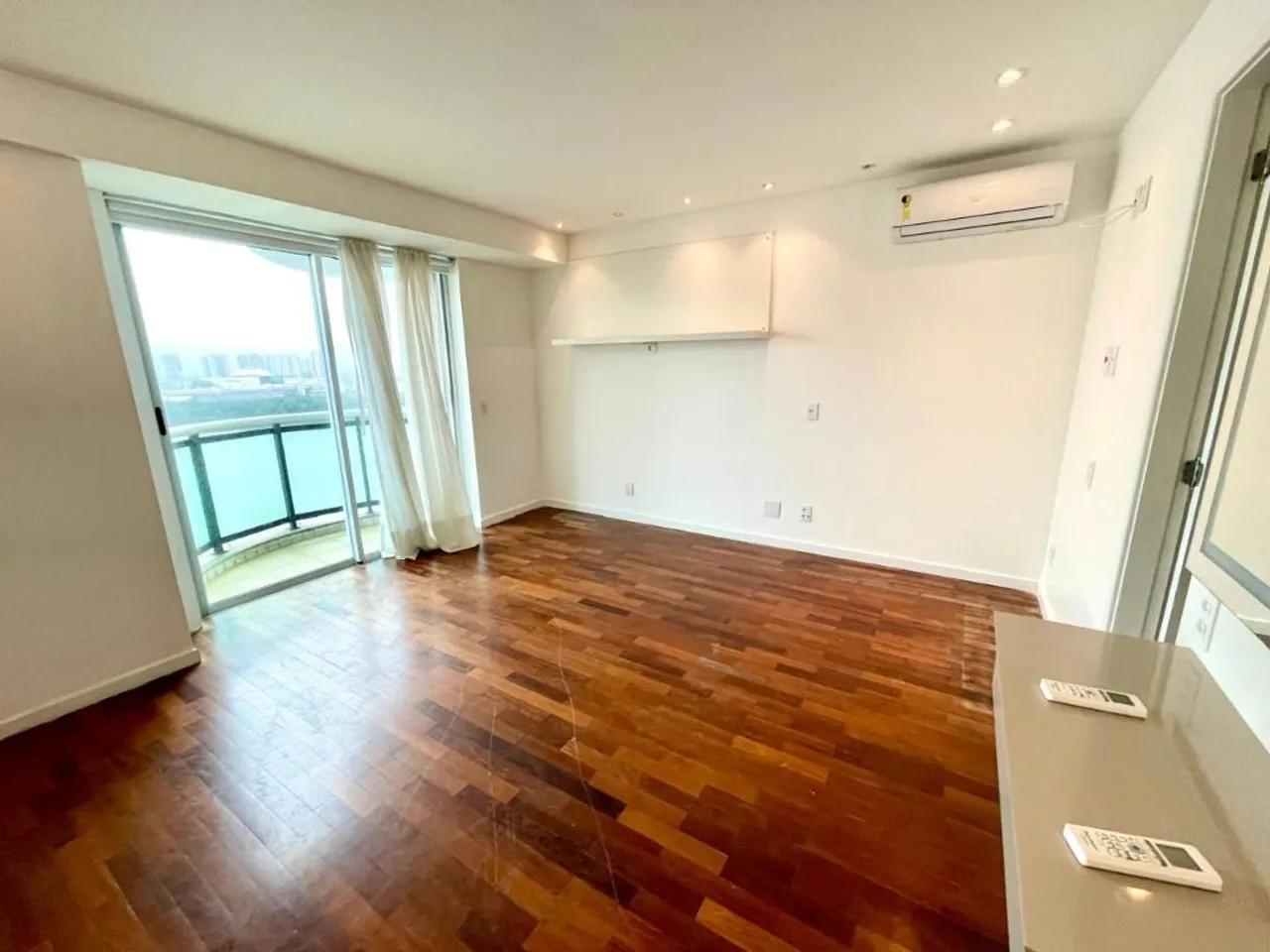 Apartamento com 2 dormitórios e 3 banheiros — photo 17