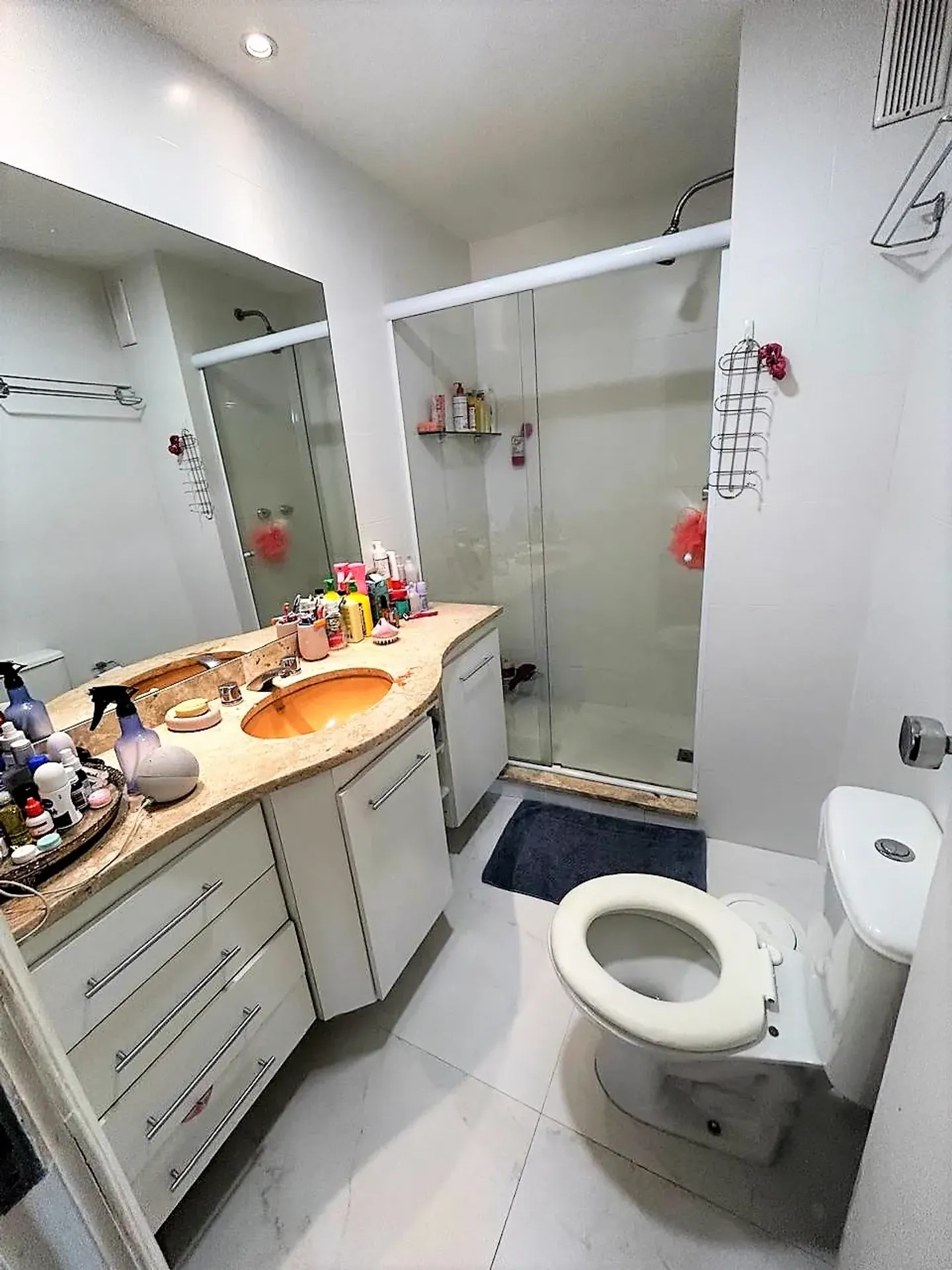 3-bedroom apartment with laundry area and 105 m² — photo 13