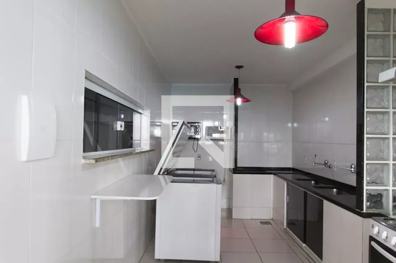 Apartamento de 54 m² com 2 quartos e cozinha separada — photo 5