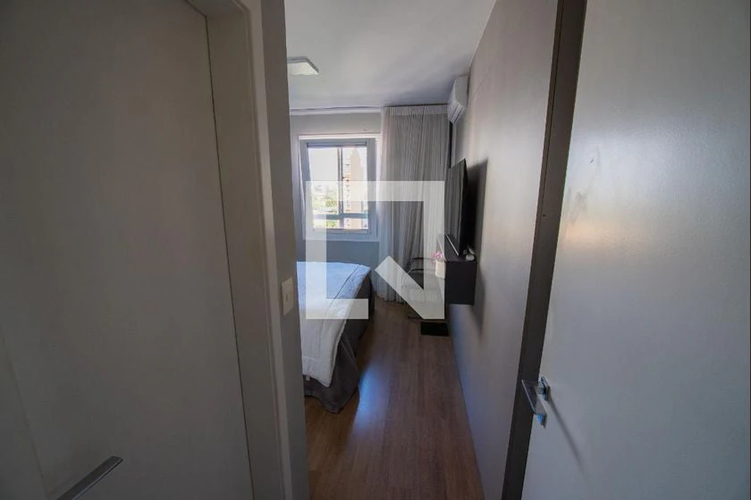 2-bedroom apartment with a home office — photo 8