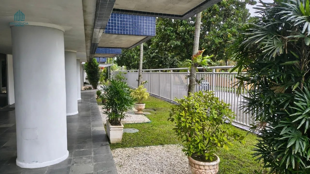 3-bedroom apartment with tile floors — photo 14