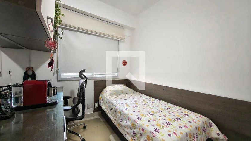 3-bedroom apartment in a building with a gym — photo 24