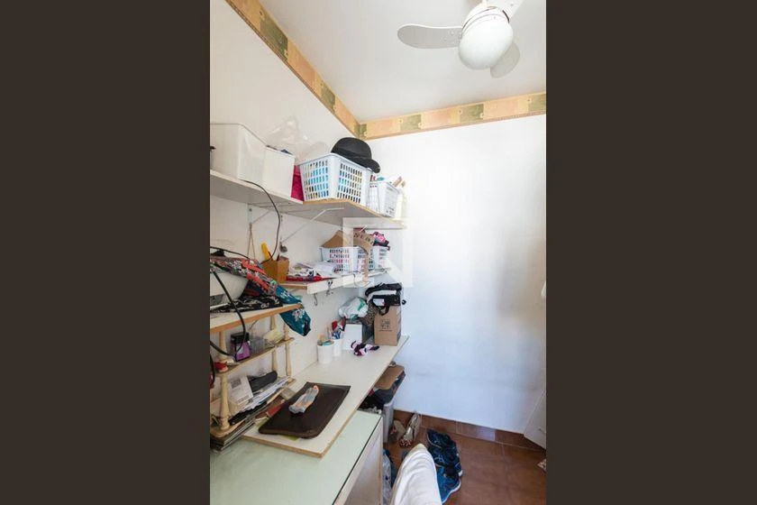 Furnished 3-bedroom apartment with suite and balcony — photo 52