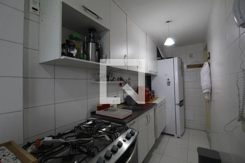 Apartamento amueblado de 3 dormitorios con balcón acristalado — photo 23