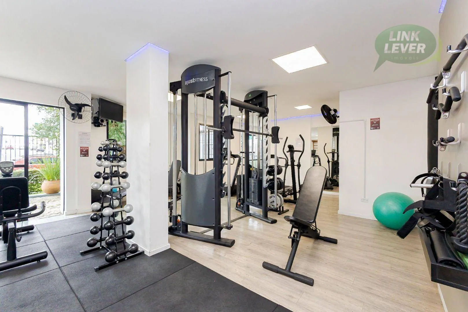 2-bedroom apartment with 79 m² and a private BBQ — photo 55