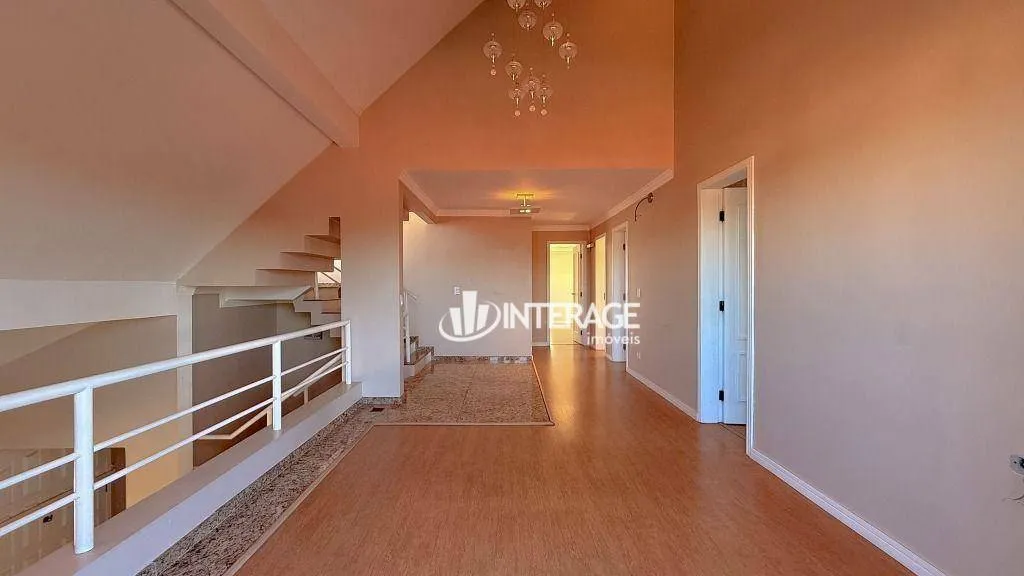 Condo house with private garden and laundry area — photo 37