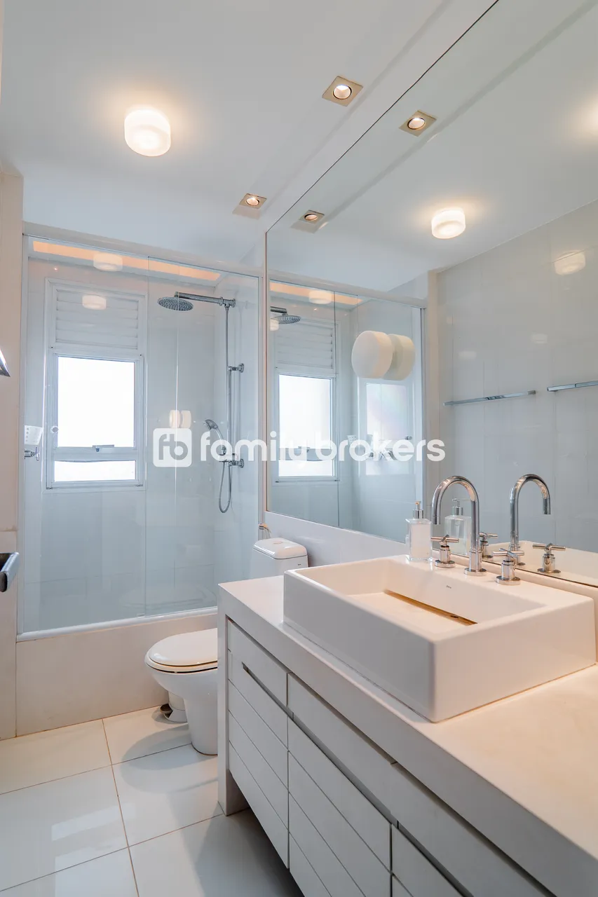 Furnished apartment with 4 bedrooms and a gas kitchen — photo 13