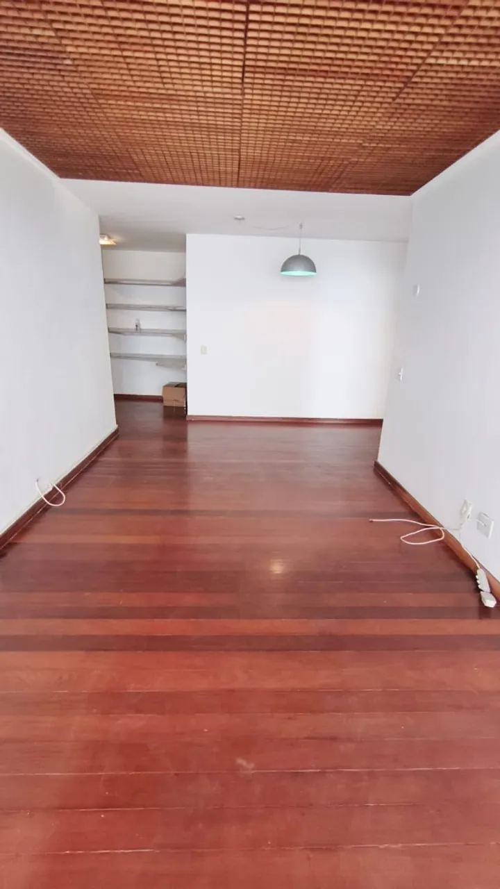 1-bedroom apartment with balcony and fitted storage — photo 10