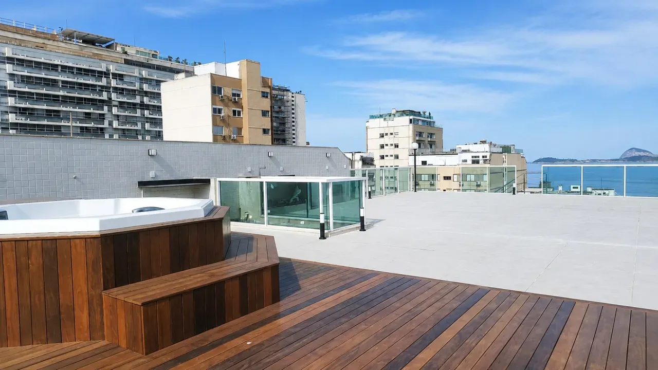 Rooftop apartment with 3 bedrooms and 1 bathroom — photo 6