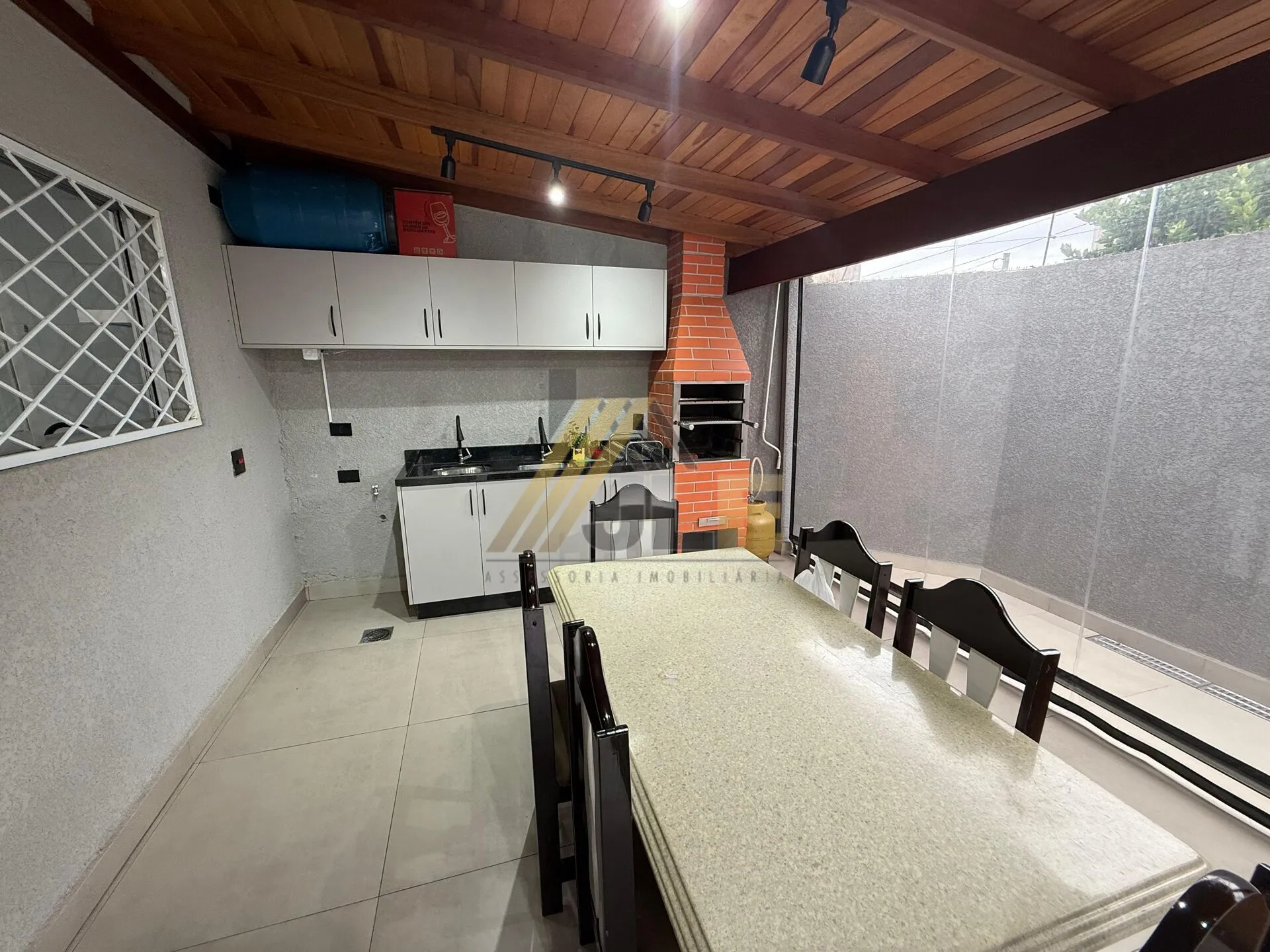 Furnished house with 3 bedrooms and an en-suite — photo 26