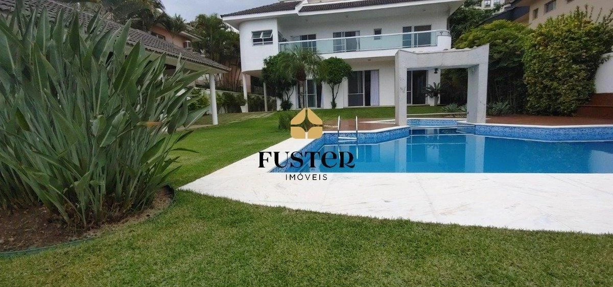 1500 m² house with 5 en-suite bedrooms and 7 baths — photo 17