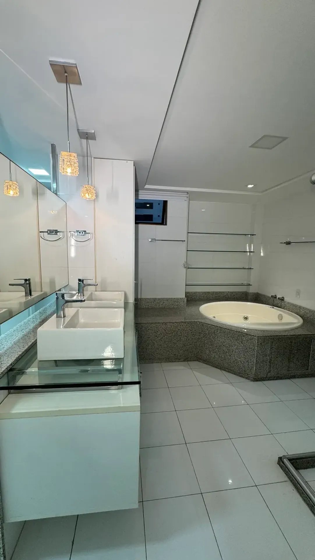 Квартира 299 м² з 5 спальнями та 4 паркомісцями — photo 31