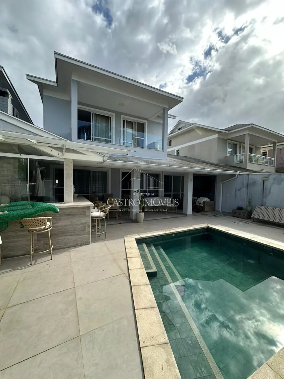 Furnished duplex house with 220 m² and 4 bedrooms — photo 18