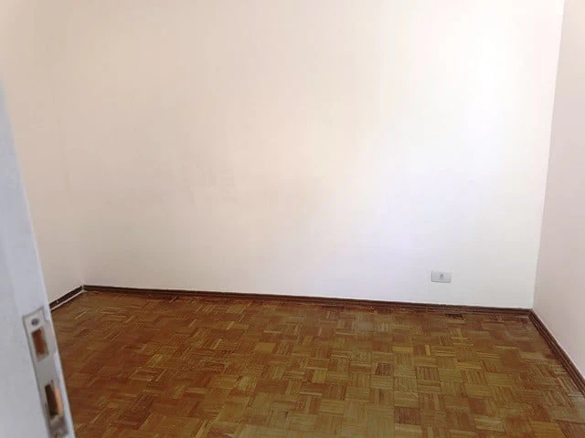 Departamento, 46 m², con piso de madera o laminado